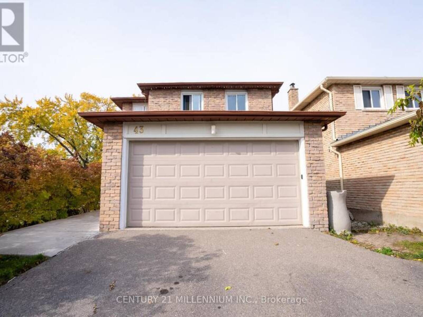 43 DAFOE CRESCENT, Brampton, Ontario L6Y 2L1