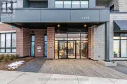 503 - 3265 CARDING MILL TRAIL | Oakville Ontario | Slide Image One