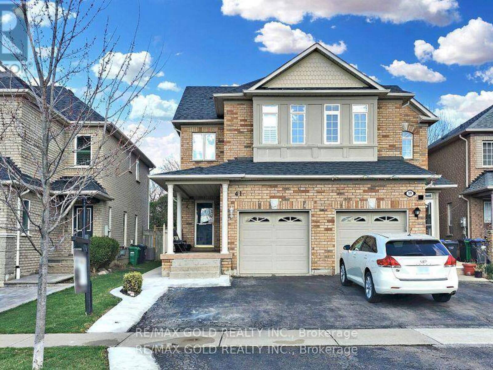 41 BROOKSTONE COURT, Caledon, Ontario L7C 1C8