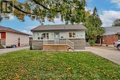 94 DANA DRIVE | Hamilton Ontario | Slide Image One