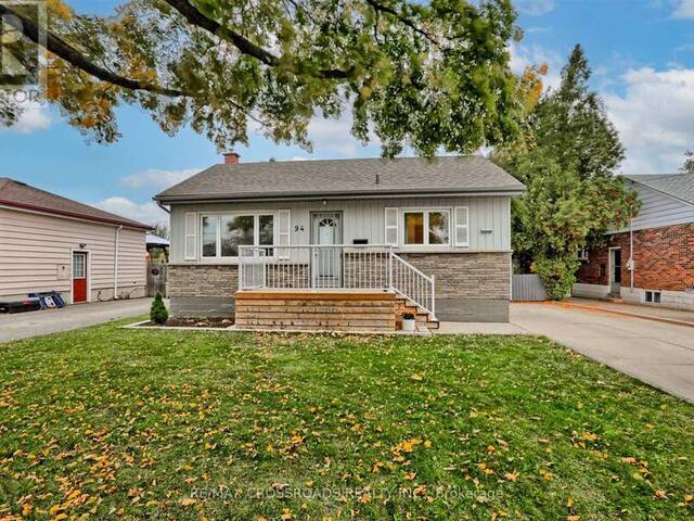 94 DANA DRIVE Hamilton Ontario, L9A 3H8