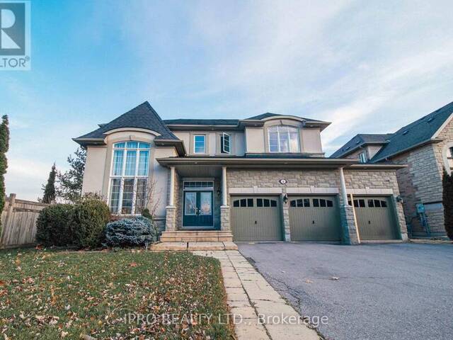 4 QUATRO CRESCENT Brampton Ontario, L6P 2T4