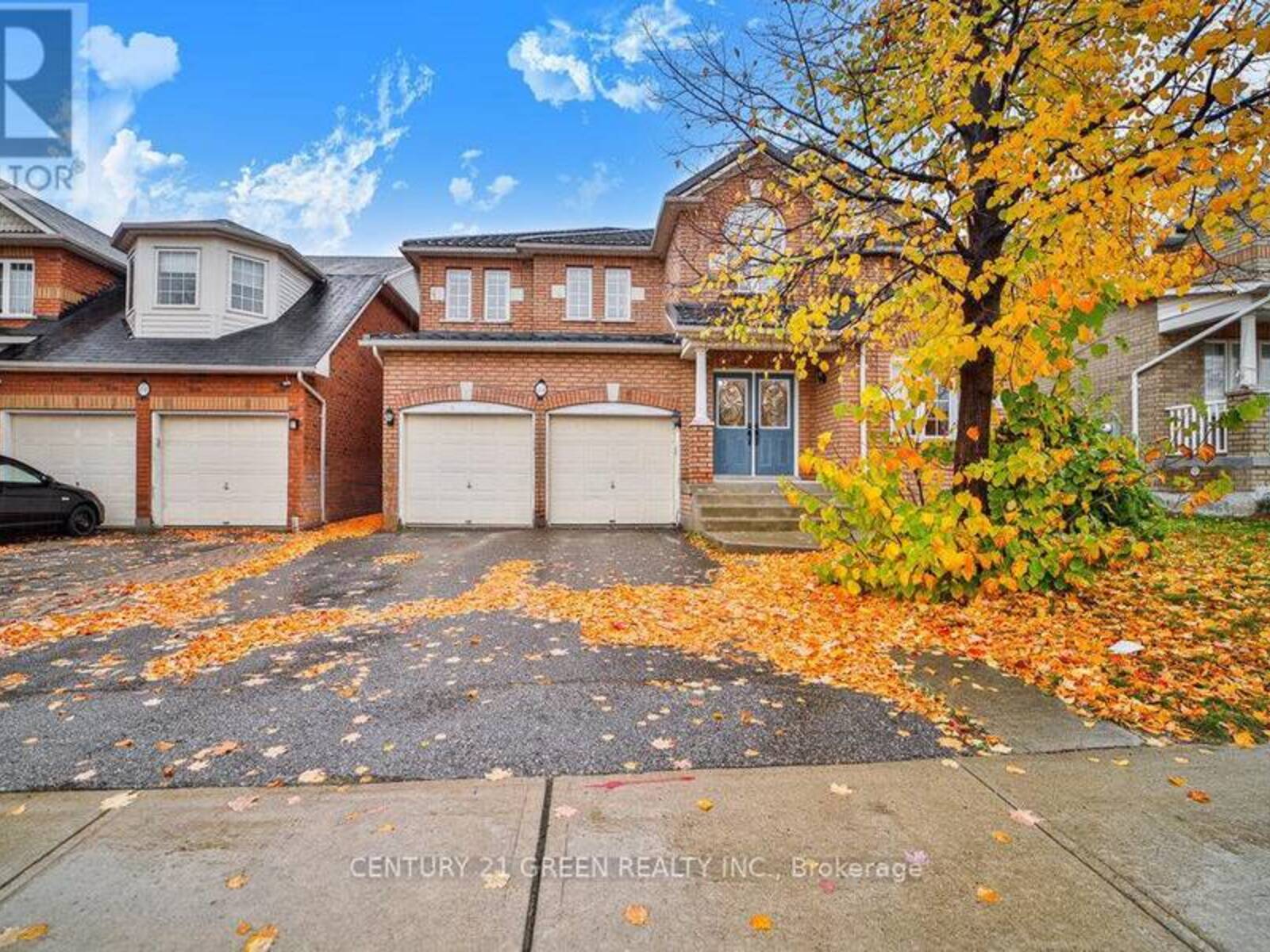 254 EDENBROOK HILL DRIVE, Brampton, Ontario L7A 2W4