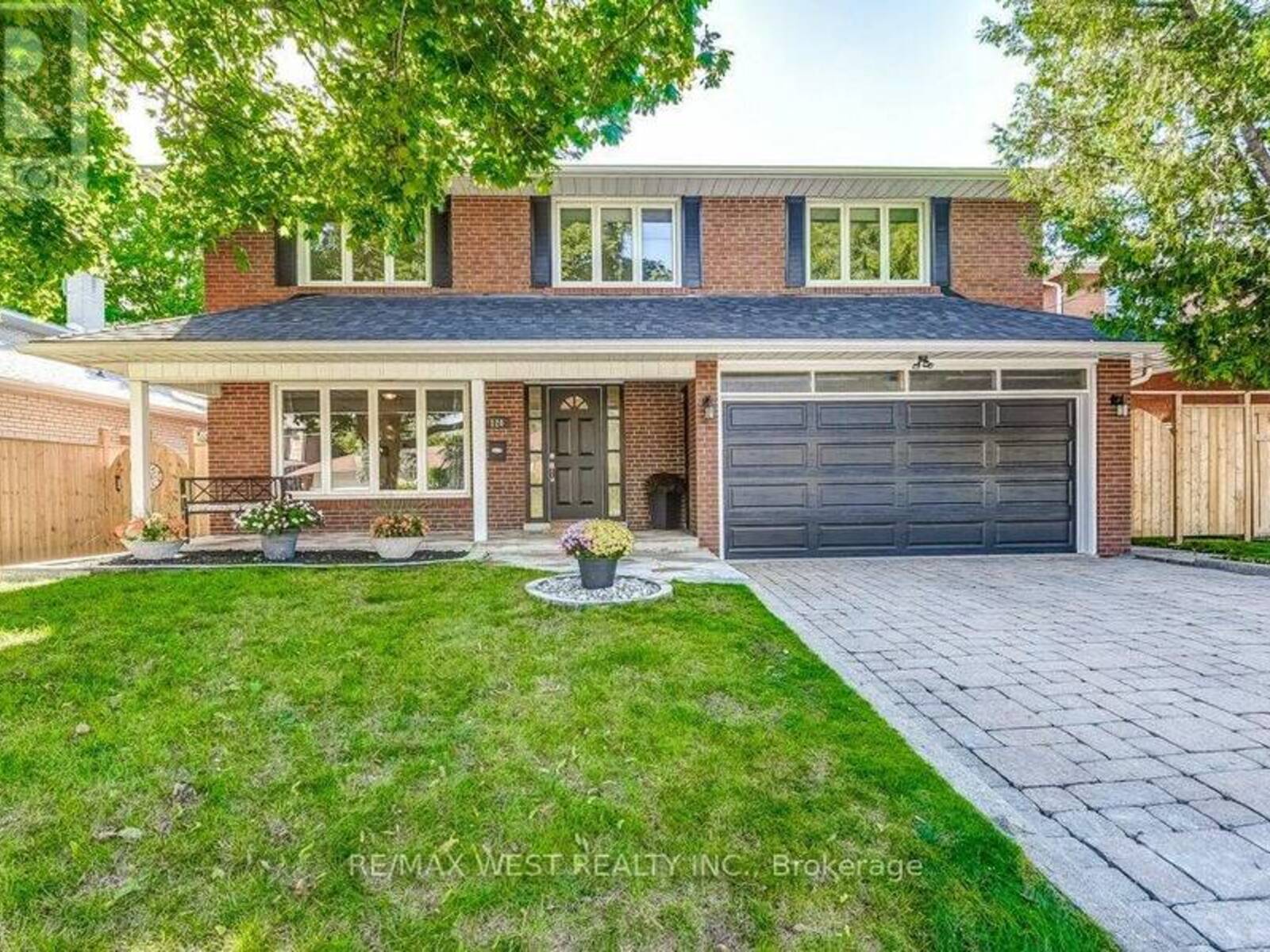 120 NEILSON DRIVE, Toronto, Ontario M9C 1W2