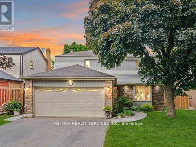 42 MADRID CRESCENT Brampton Ontario, L6S 2X4