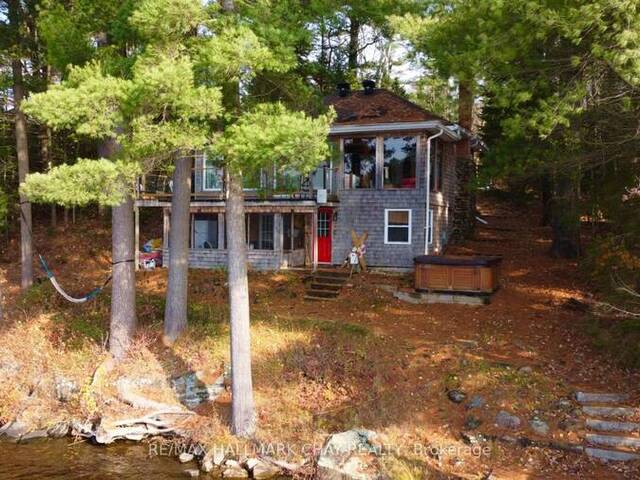 1012 PINE LK RD 4 POINT Bracebridge Ontario, P1L 1X3