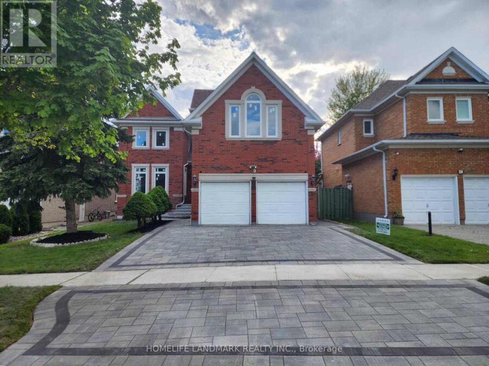 40 KINGMOUNT CRESCENT, Richmond Hill, Ontario L4B 3W6