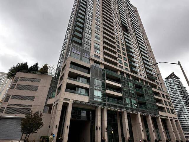 1609 - 208 ENFIELD PLACE Mississauga Ontario, L5B 0G8