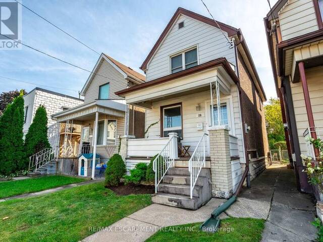 28 BRITANNIA AVENUE Hamilton Ontario, L8H 1W4