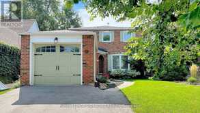 51 DERSINGHAM CRESCENT | Markham Ontario | Slide Image Twelve