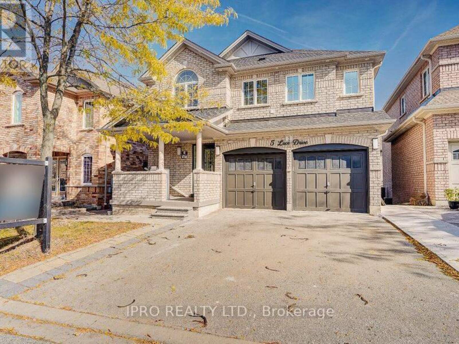 5 LUCE DRIVE, Ajax, Ontario L1Z 0K2