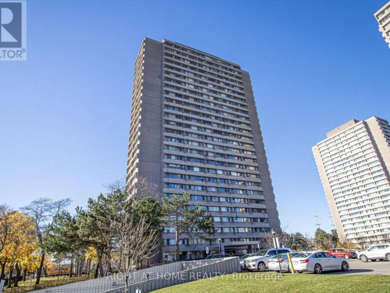 1608 - 715 DON MILLS ROAD, Toronto, Ontario M3C 1S5