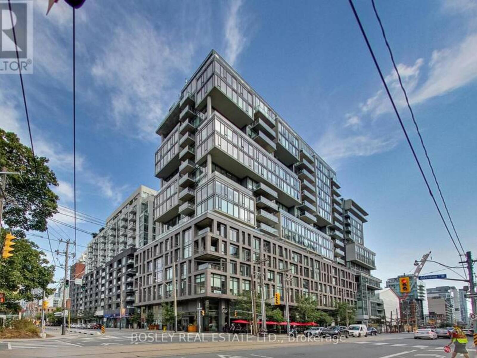 524 - 111 BATHURST STREET, Toronto, Ontario M5V 0M9