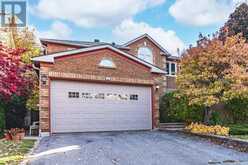 25 GRAND FOREST DRIVE | Barrie Ontario | Slide Image One