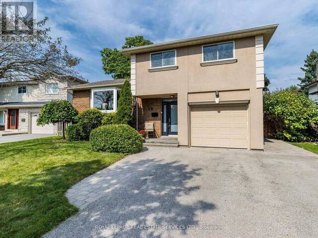 18 GOVERNOR GROVE CRESCENT Brampton Ontario, L6Y 1A6