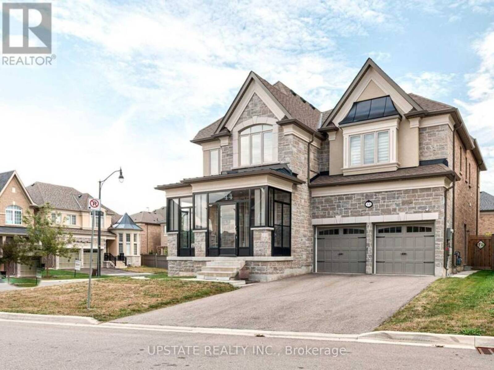 44 ISLE ROYAL TERRACE, Brampton, Ontario L6Y 6B4