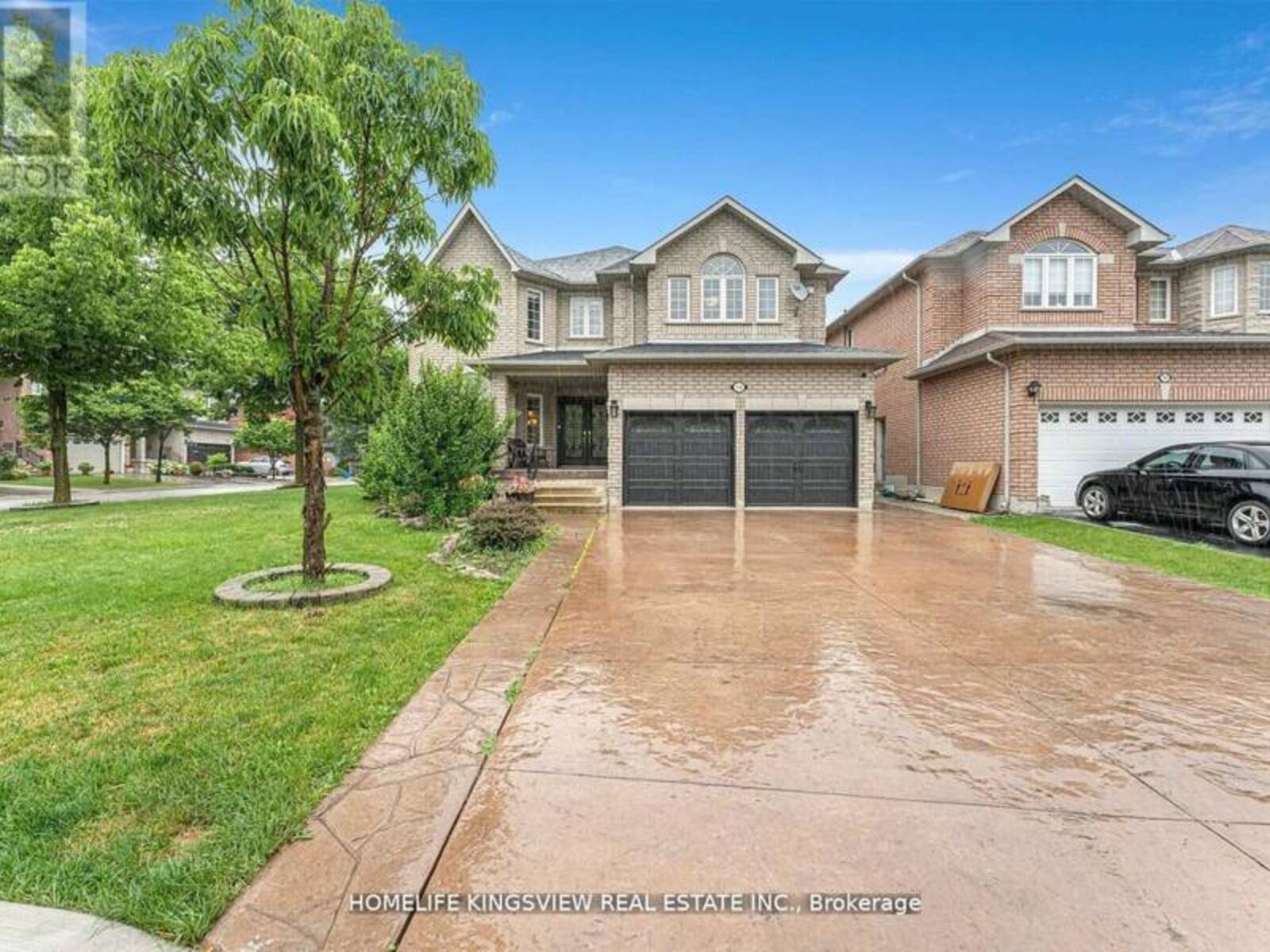 31 BLUE DIAMOND TERRACE, Vaughan, Ontario L4H 2G3