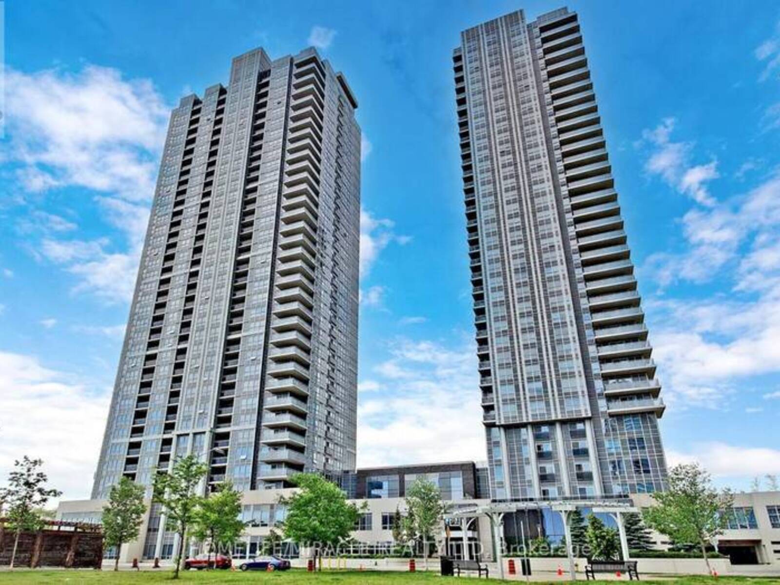 718 - 275 VILLAGE GREEN SQUARE, Toronto, Ontario M1S 0L8