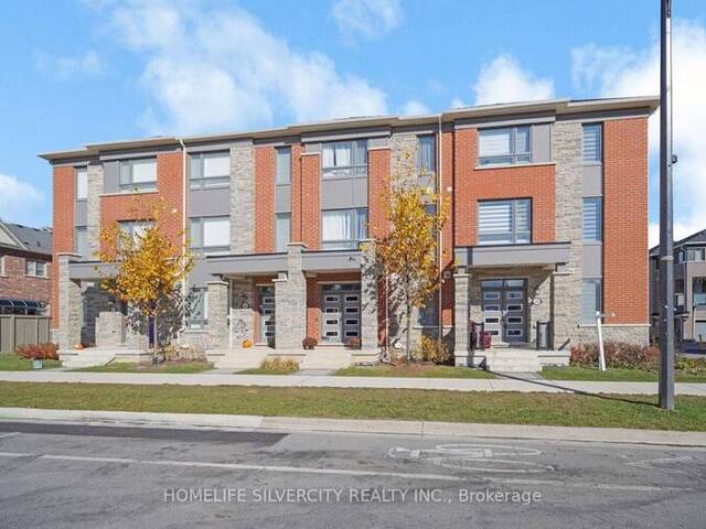 26 SUMMER WIND LANE Brampton Ontario, L7A 5J2