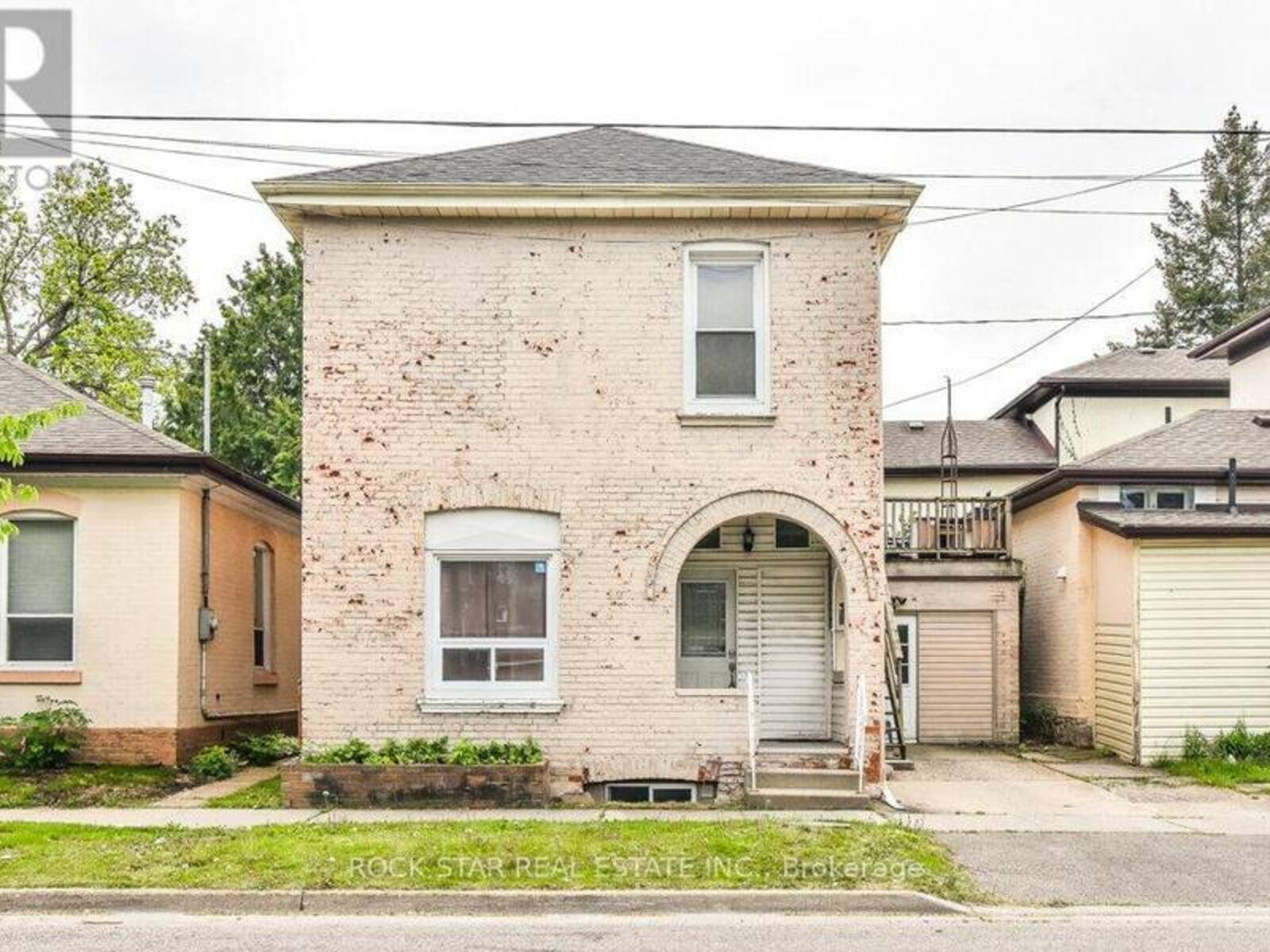 165 NELSON STREET, Brantford, Ontario N3S 4B7