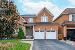 2233 FALLING GREEN DRIVE | Oakville Ontario | Slide Image One