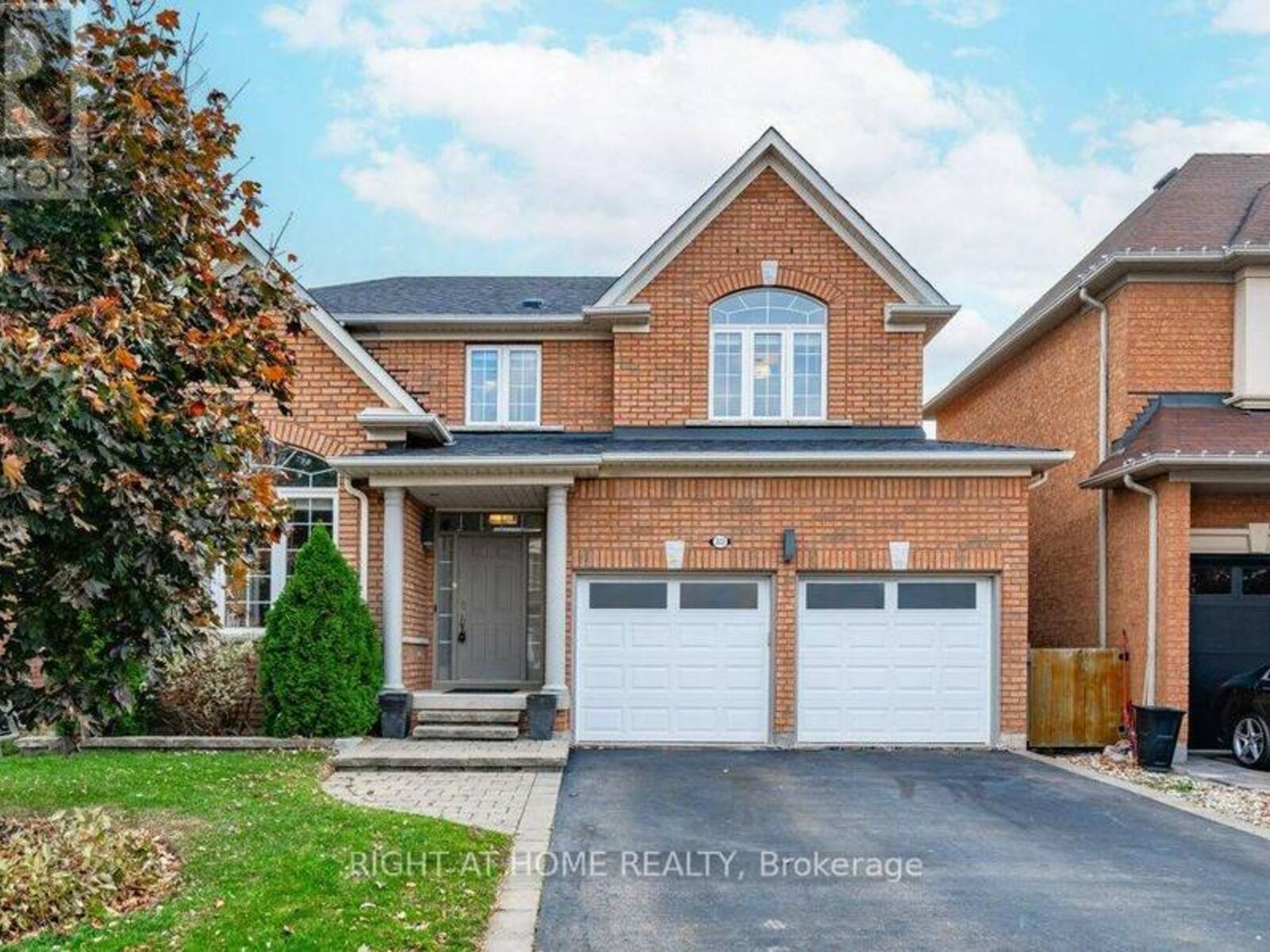 2233 FALLING GREEN DRIVE, Oakville, Ontario L6M 5A2