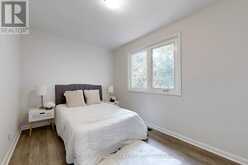 330 NEAL DRIVE | Richmond Hill Ontario | Slide Image Nine