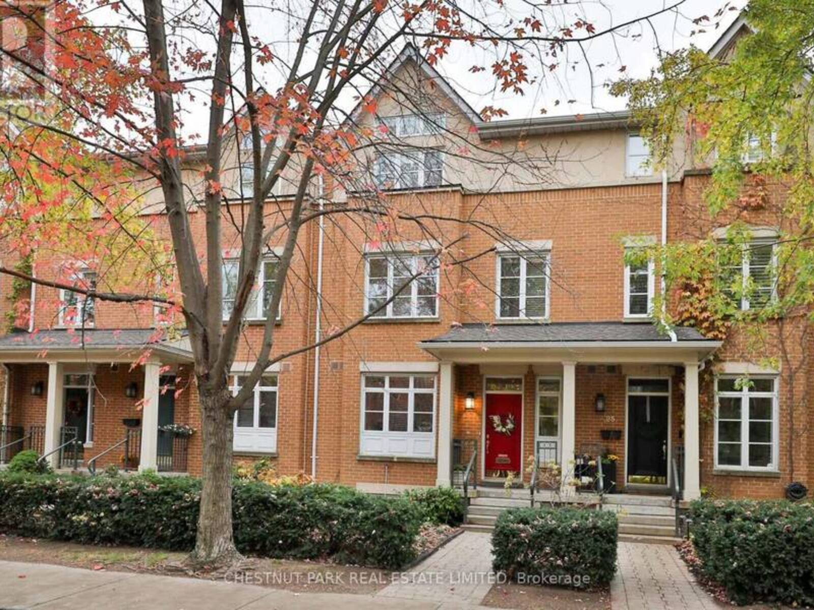 27 SHAFTESBURY AVENUE, Toronto, Ontario M4T 3B3