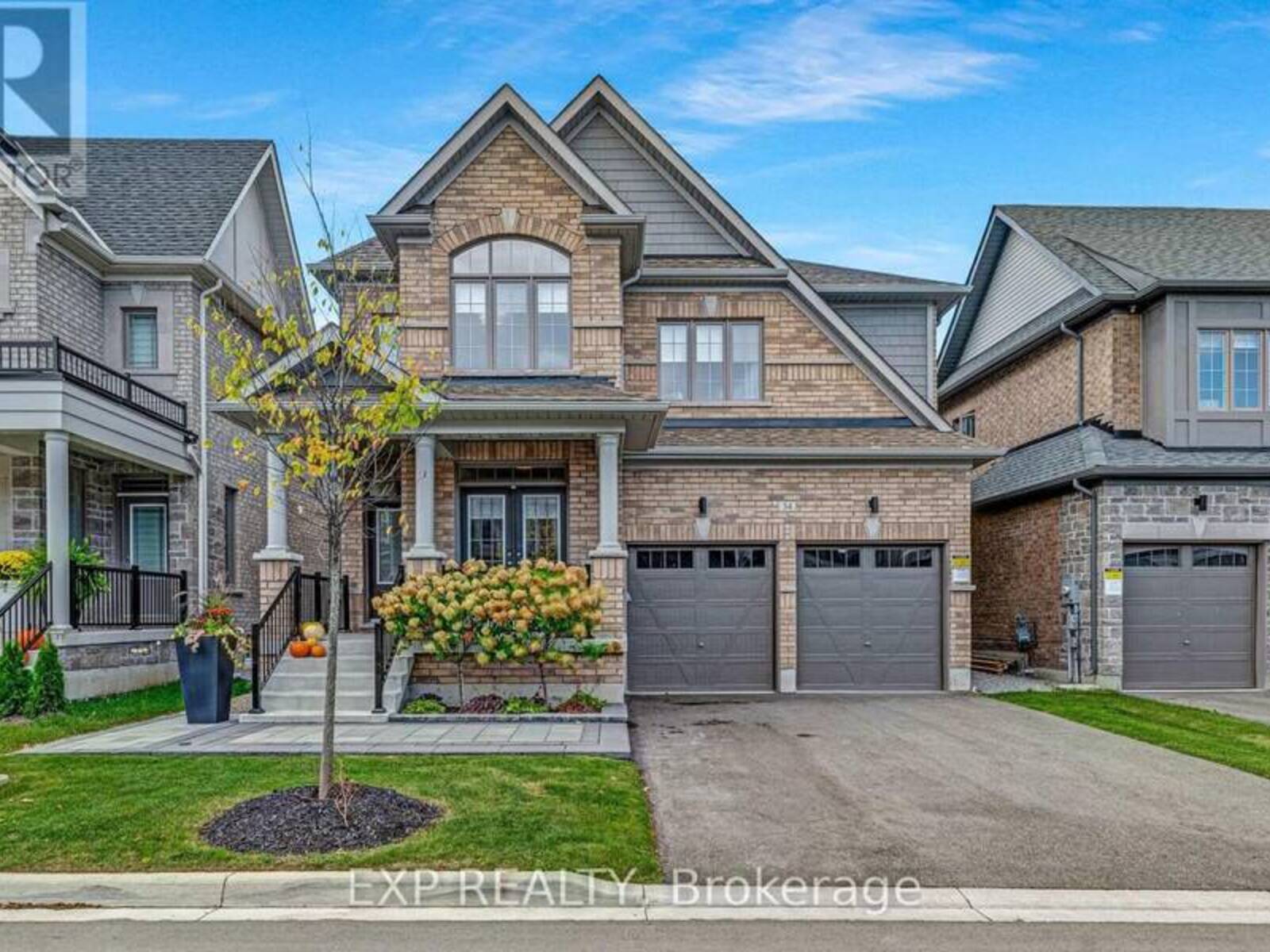 34 CONCERT HILL WAY, East Gwillimbury, Ontario L9N 0W8