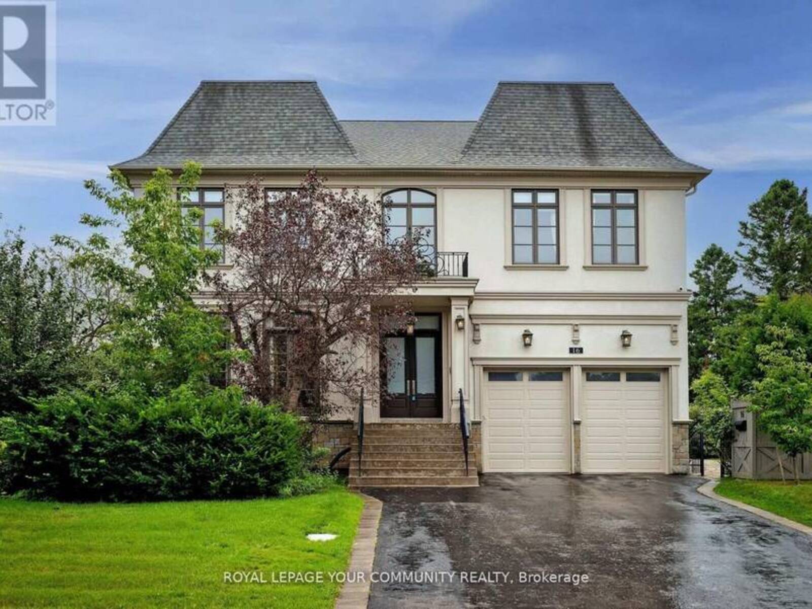 16 CLARIDGE DRIVE, Richmond Hill, Ontario L4C 6G9