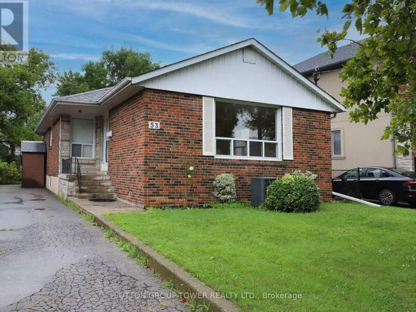 53 LYNNFORD DRIVE, Toronto, Ontario M9B 1H8