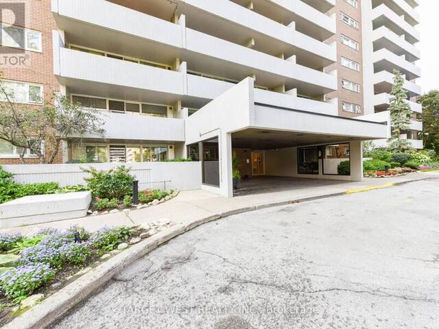 1304 - 240 SCARLETT ROAD Toronto Ontario, M6N 4X4