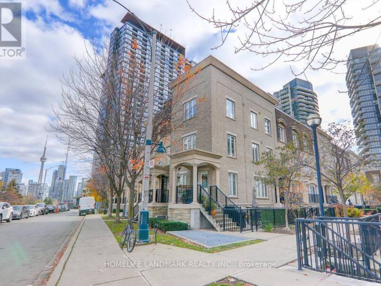 316 - 30 WESTERN BATTERY ROAD, Toronto, Ontario M6K 3N9