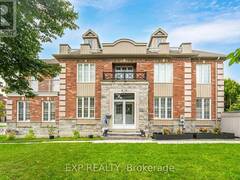 120 FRED YOUNG DRIVE Toronto Ontario, M3L 0A5