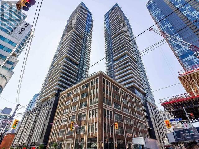 2507 - 125 BLUE JAYS WAY Toronto Ontario, M5V 0L7