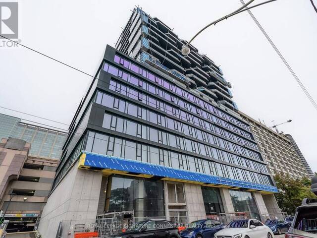 806 - 195 MCCAUL STREET Toronto Ontario, M5T 1W6