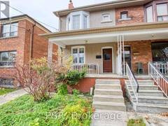 82 GREENSIDES AVENUE Toronto Ontario, M6G 3P7