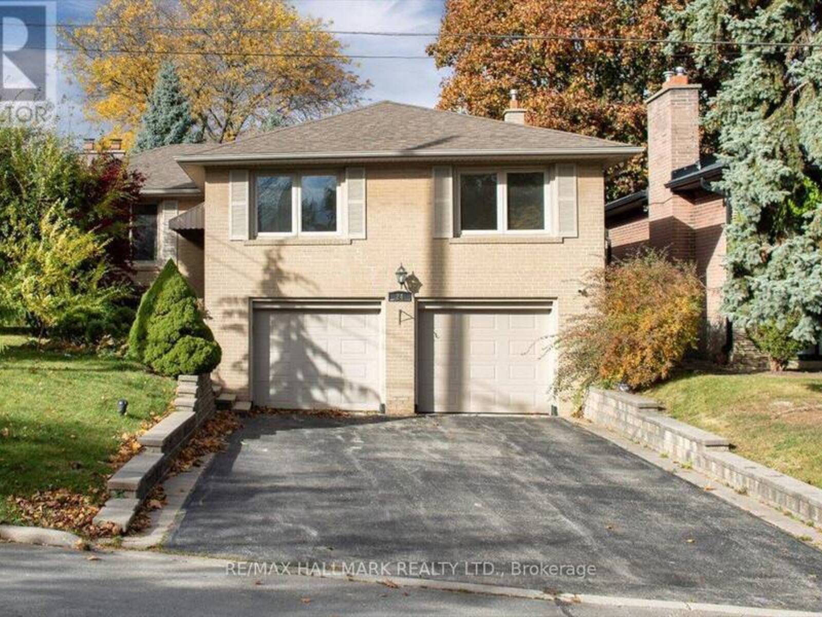 24 BURLEIGH HEIGHTS DRIVE, Toronto, Ontario M2K 1Y7