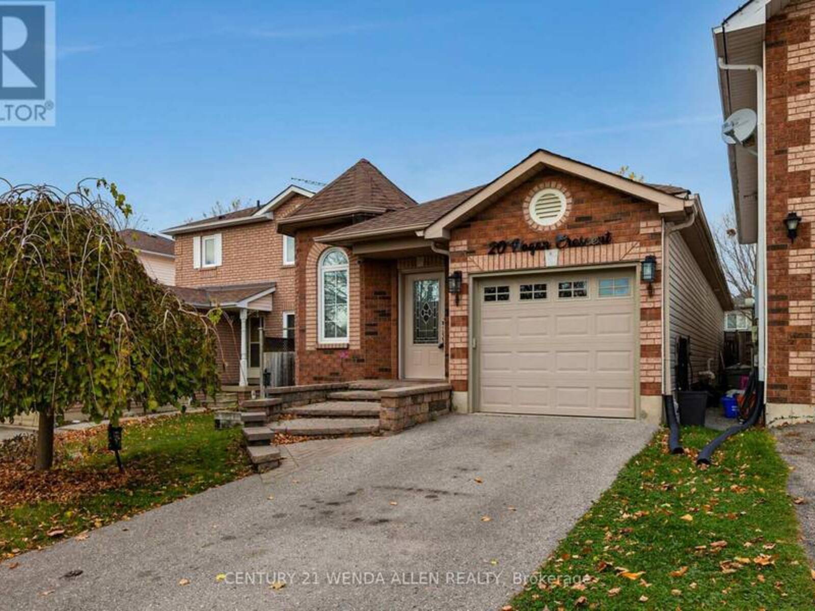 20 HOGAN CRESCENT, Clarington, Ontario L1C 4X9