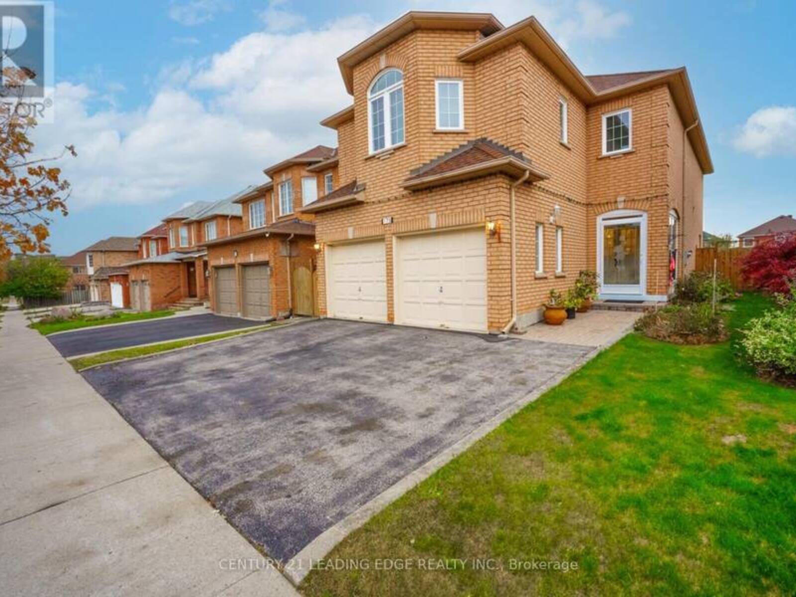 175 GOLDEN AVENUE, Markham, Ontario L3S 4E5