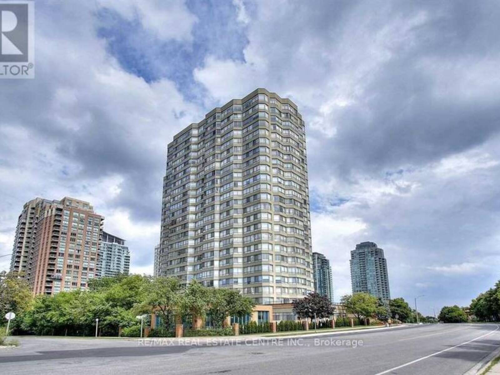 1112 - 3605 KARIYA DRIVE, Mississauga, Ontario L5B 3J4