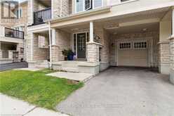 3061 MISTLETOE GARDENS | Oakville Ontario | Slide Image Three