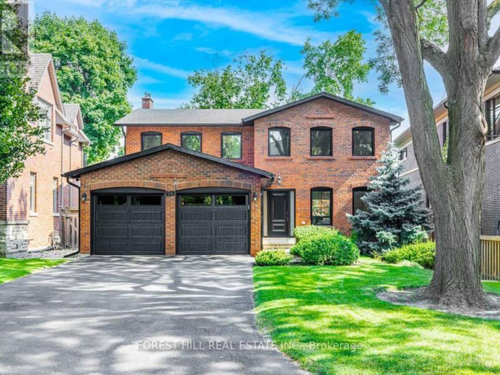 96 JOICEY BOULEVARD, Toronto, Ontario M5M 2T6