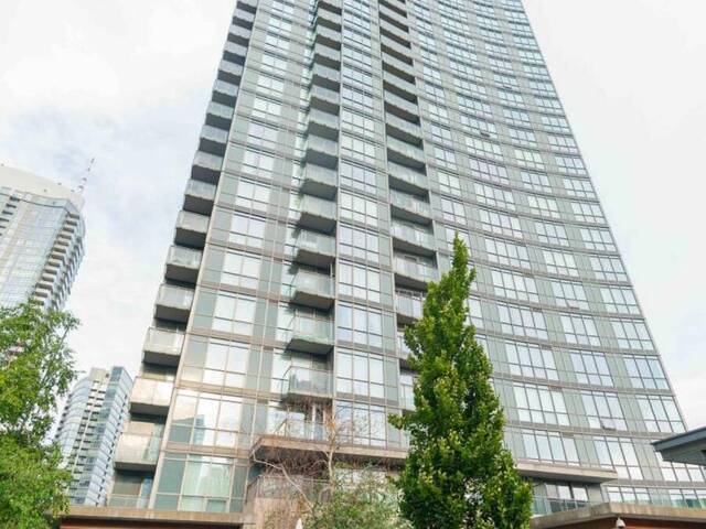 3216 - 11 BRUNEL COURT Toronto Ontario, M5V 3Y3