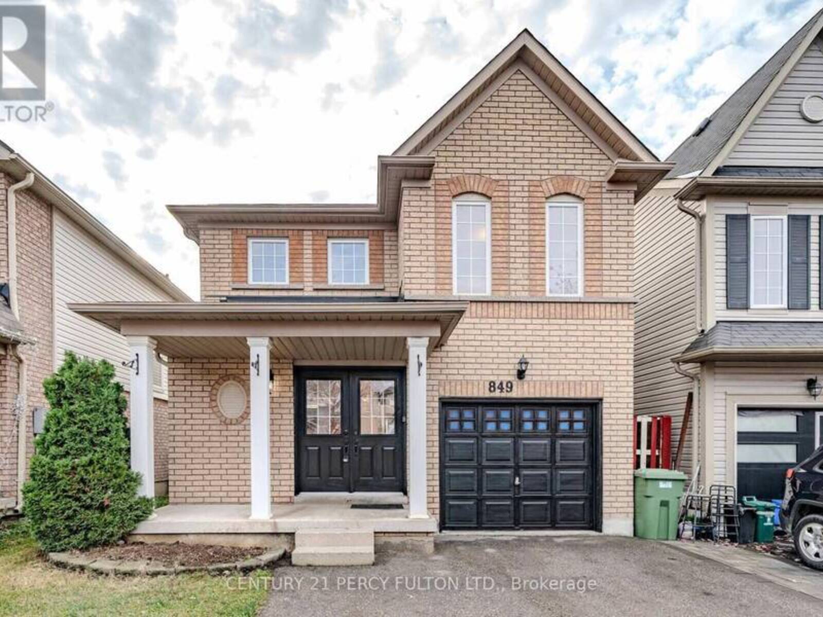 849 TAGGART CRESCENT, Oshawa, Ontario L1K 0E6