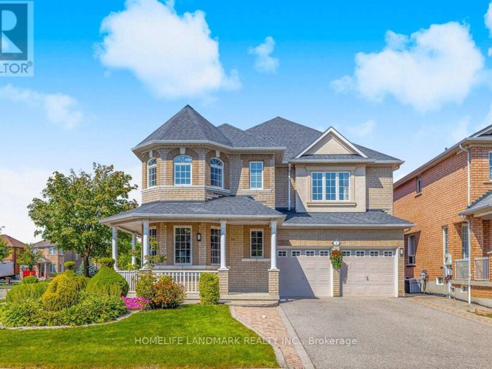 2 DYBAL STREET, Vaughan, Ontario L4H 2L4