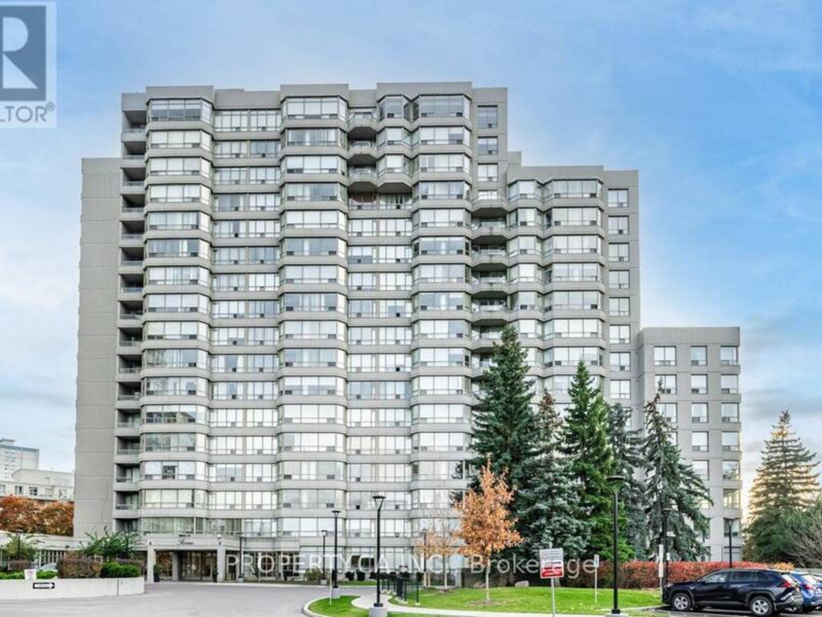 813 - 7 TOWNSGATE DRIVE, Vaughan, Ontario L4J 7Z9