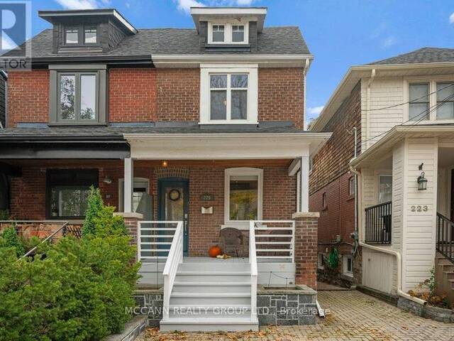 225 ERSKINE AVENUE Toronto Ontario, M4P 1Z5