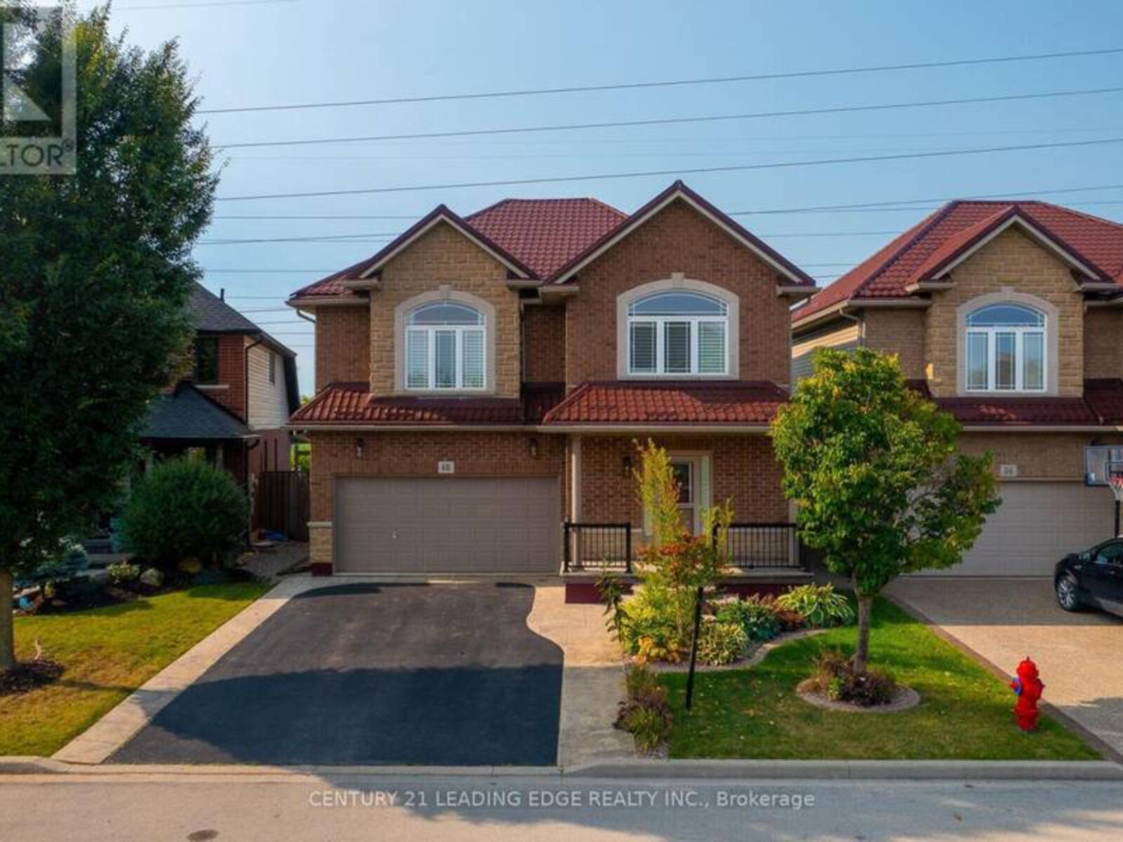 60 SUNDANCE CRESCENT, Hamilton, Ontario L0R 1P0