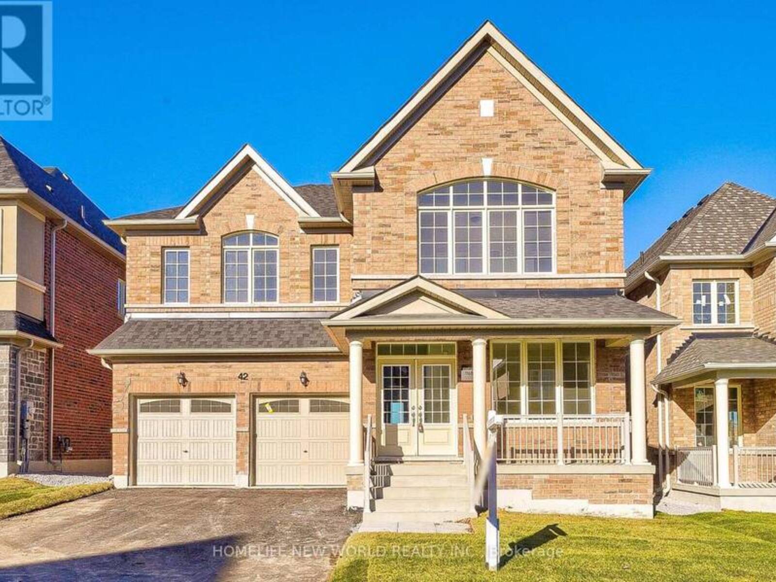 42 FAIMIRA AVENUE, Georgina, Ontario L4P 0S5